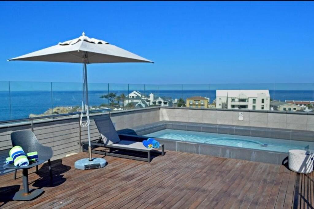 Hermanus Waterfront, Sea View Apartment With Balcony المظهر الخارجي الصورة