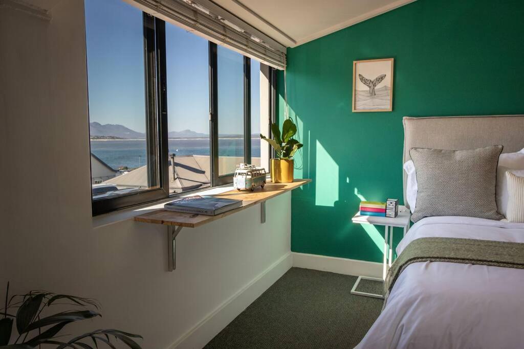 Hermanus Waterfront, Sea View Apartment With Balcony المظهر الخارجي الصورة