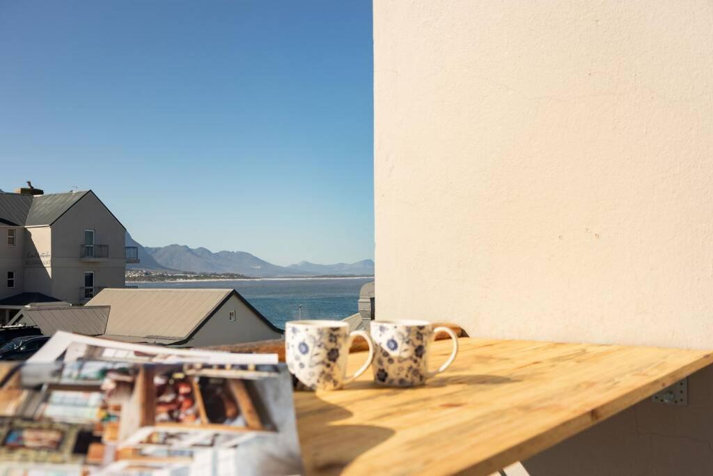 Hermanus Waterfront, Sea View Apartment With Balcony المظهر الخارجي الصورة